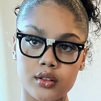 ХаніЛав Оголені