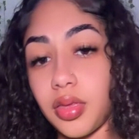 іззлія Оголені