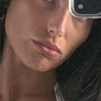 Джордан Бекхем Оголені