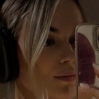 Юлія Джамілія Оголені