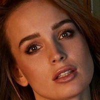 Юлія Рьоммельт Оголені