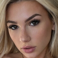 Джулі Амберс Оголені