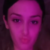 Карінеесса Оголені