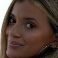 Кайла Манусселіс Оголені