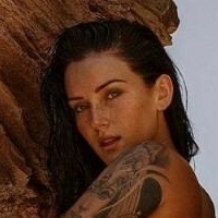 кейлалауренофіціал Оголені