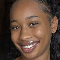 Кіара Фрікі Оголені