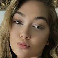 Кайлі Коллінс Оголені