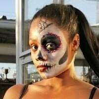 Китайесс Оголені