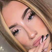 Кіттікет401 Оголені