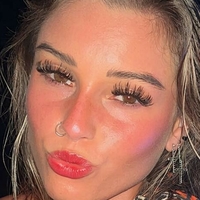 кджонсон Оголені