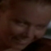 Кріс Хот Оголені