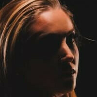 Лейні Рейд Оголені