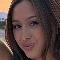 Лара Каллон Оголені