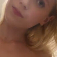 Ларайн Прада Оголені