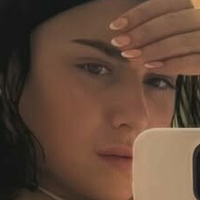 Лашая Брейден Оголені