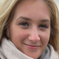 Лена Байєр Оголені