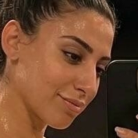 Лейла Міра Оголені