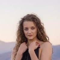 Ліана Рязанова Оголені