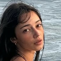 Лісіан Оголені