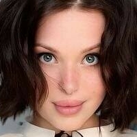 Лілджайніс Оголені