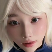 ЛіліЛу0926 Оголені