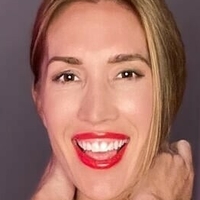 Ліна Блеклі Оголені