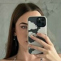 Лола Девіс Оголені