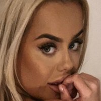 Лорен Лусія Оголені