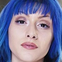 Ловіна Яварі Оголені