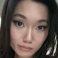 Люсі Бу Оголені