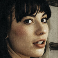 Люсі Люмен Оголені