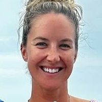 Мадлін Янг Оголені