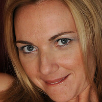 Медісон Рей Оголені