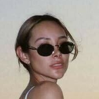 Мафершоф Оголені