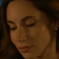 Магі Браві Оголені