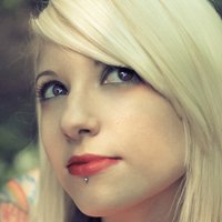 Майя Сюсайд Оголені