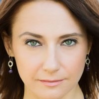 Мая Вампусзик Оголені