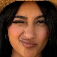 Марія Захарі Оголені