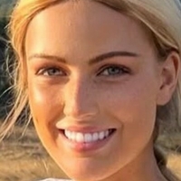 Марі Хоффманн Оголені