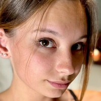 масажисткатті Оголені