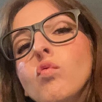 Меган Бітчел Оголені