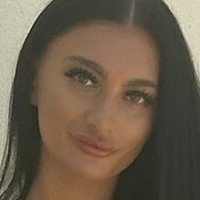Меган Елвелл Оголені