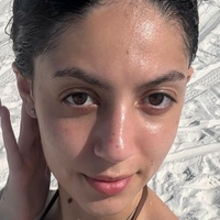 Мекеілін Оголені