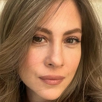 Меліс Бабадаг Оголені