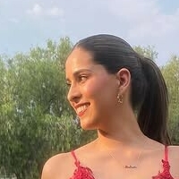 Меліса Рейес Оголені