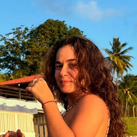 Меніняс де Сальвадор Оголені