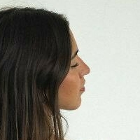 Мікаела Лафуенте Оголені