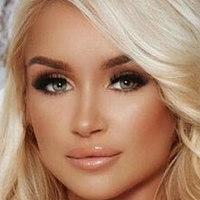 Міс МКБ Оголені