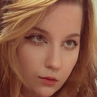 Міссі Голлі Оголені