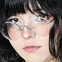 момоладейдед Оголені